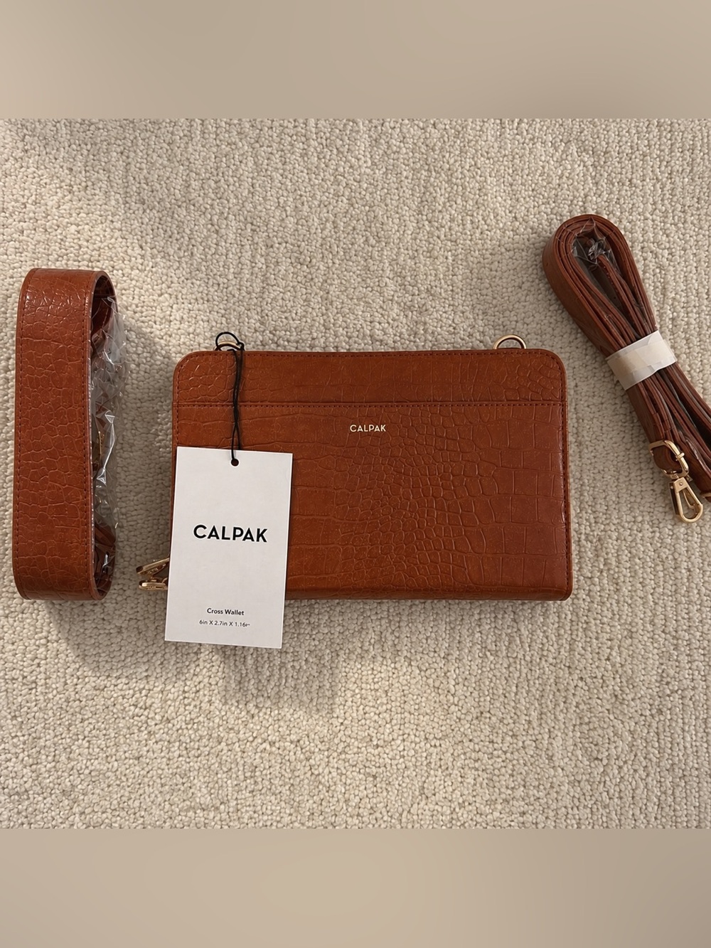 NWT Calpak Croc Travel Wallet Crossbody Bag Cognac Brown